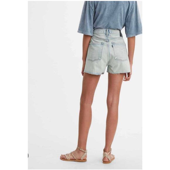 Levis Made and crafted cinched tab shorts - Picture 3 of 9